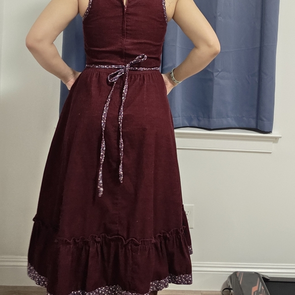 Gunne Sax Burgundy Midi Dress with Lace Trim - Picture 4 of 8